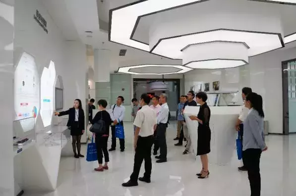 珠海市現(xiàn)代制造業(yè)職業(yè)教育集團召開2017年工作年會